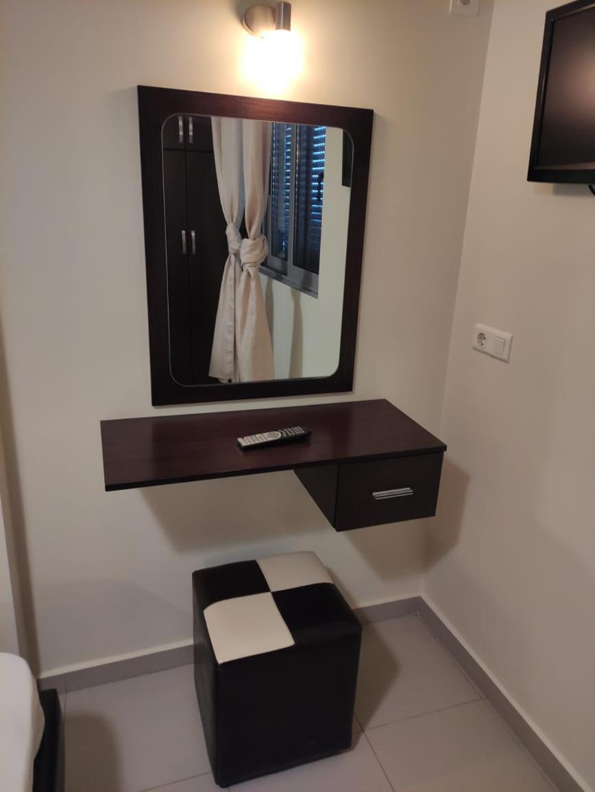 Adam Apartments ซารานเดอ ภายนอก รูปภาพ
