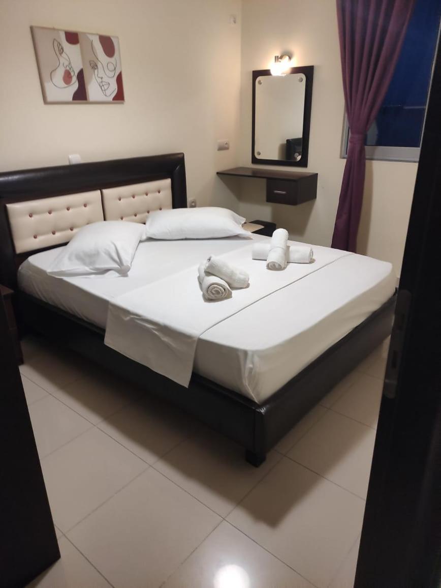 Adam Apartments ซารานเดอ ภายนอก รูปภาพ