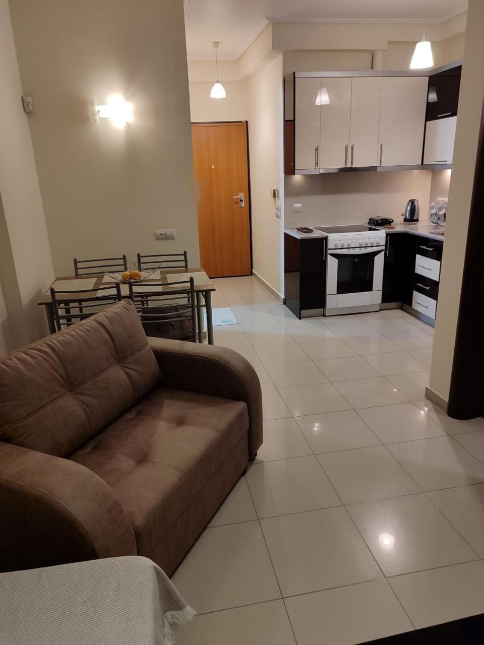 Adam Apartments ซารานเดอ ภายนอก รูปภาพ