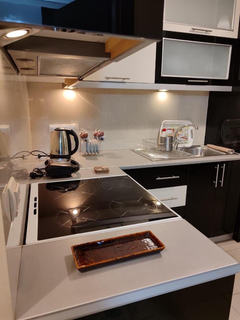 Adam Apartments ซารานเดอ ภายนอก รูปภาพ